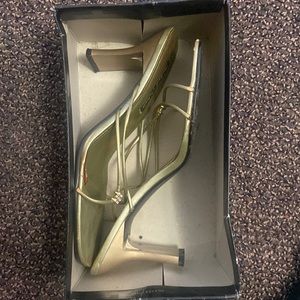 Michael Antonio size 8